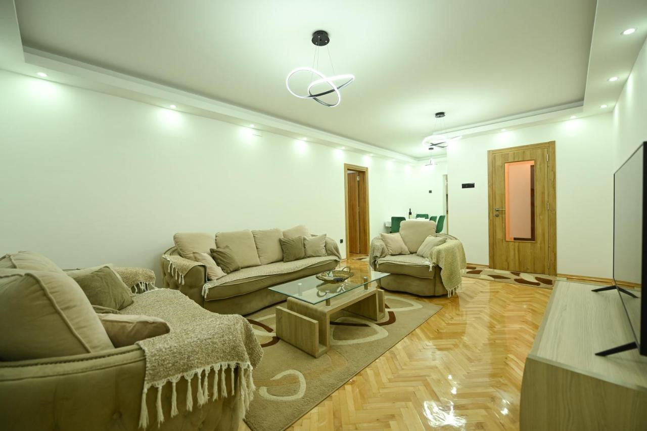 Apartman Oskar Podgorica Bagian luar foto